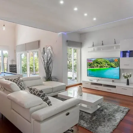 Villar, The Exclusive In Alicante Villa